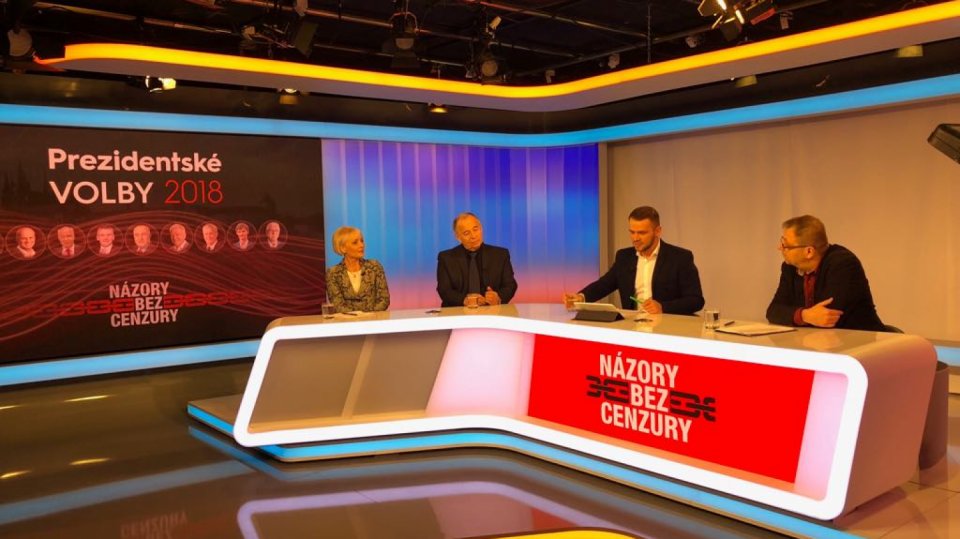 Názory bez cenzury s podporovateli kandidátů na prezidenta, kteří mají největší šanci na úspěch.